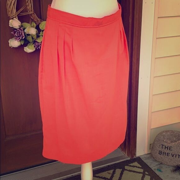 Coral midi skirt size medium - Picture 1 of 2